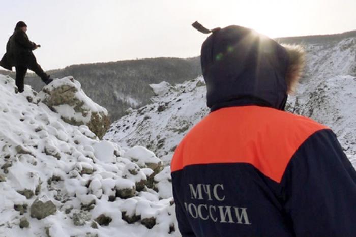 Заблокированный под лавиной хабаровский слесарь спасен