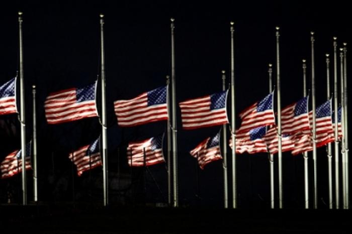 Американцы захотели эмигрировать из США