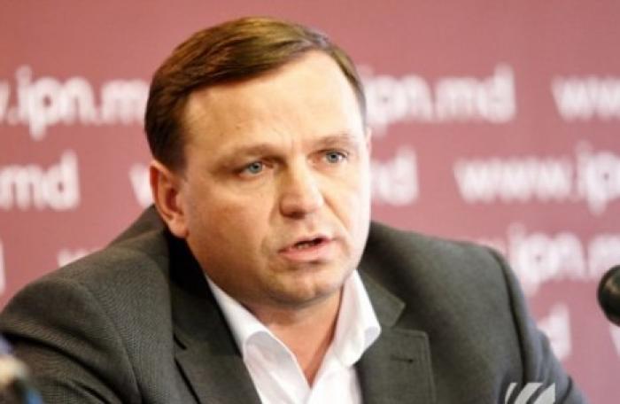Андрей Нэстасе владеет 11 домами и 9 земельными участками при нулевых доходах