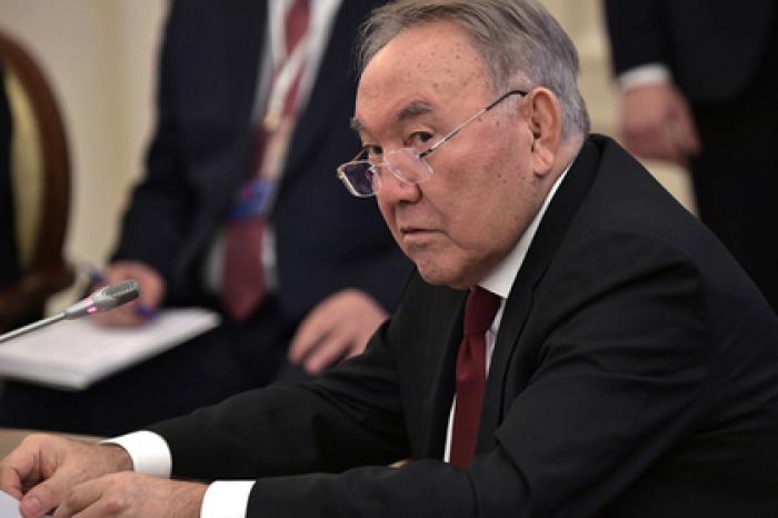 Назарбаев повторил трюк Ельцина