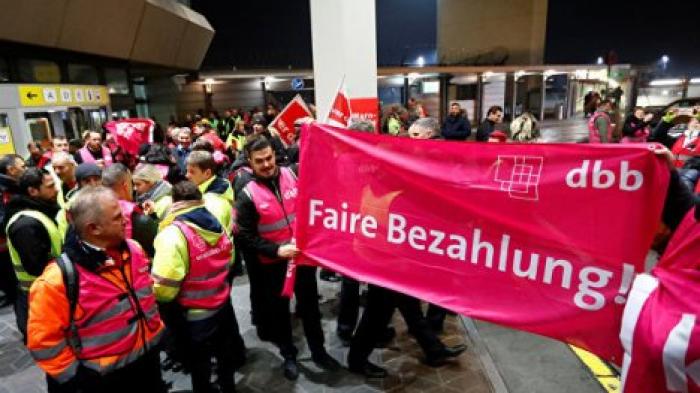 Немецкий профсоюз призвал к забастовкам в аэропортах