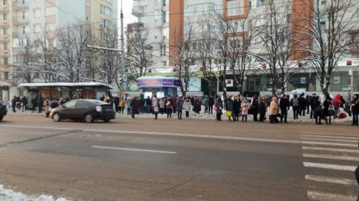 Обрыв троллейбусной линии на Буюканах