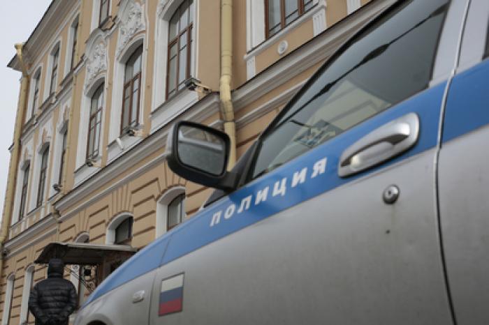Ревнивого россиянина объявили в розыск за убийство полицейского