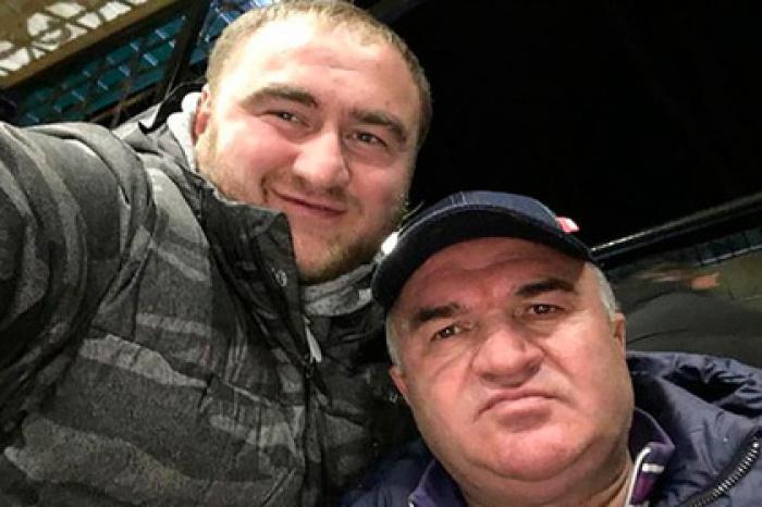 Силовики взялись за отца задержанного сенатора