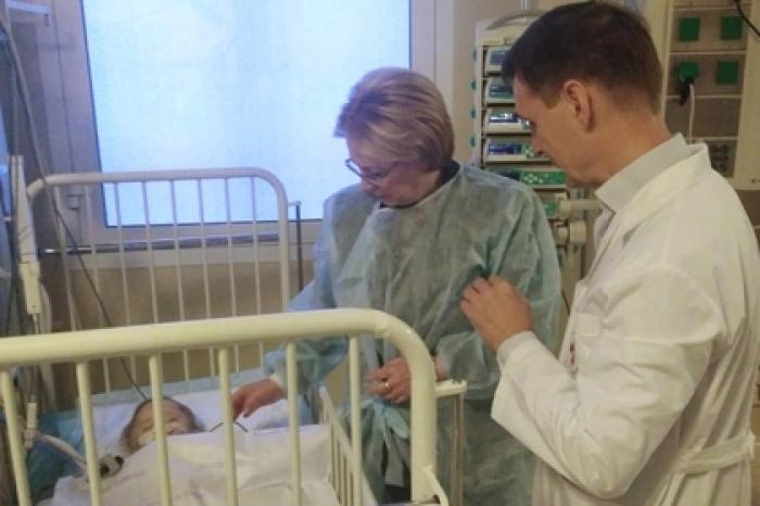 Спасенный в Магнитогорске младенец пошел на поправку