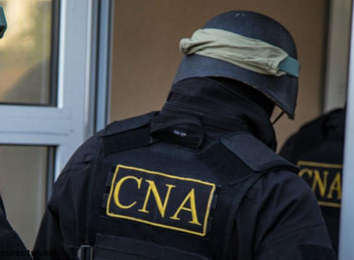 Спецоперация по задержанию полицейских, подозреваемых в коррупционных деяниях