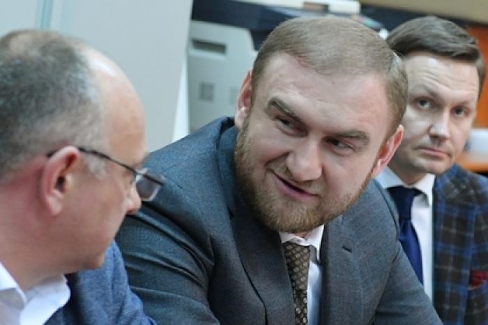 Суд арестовал сенатора Арашукова
