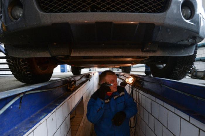Техосмотр для российских водителей предложили отменить