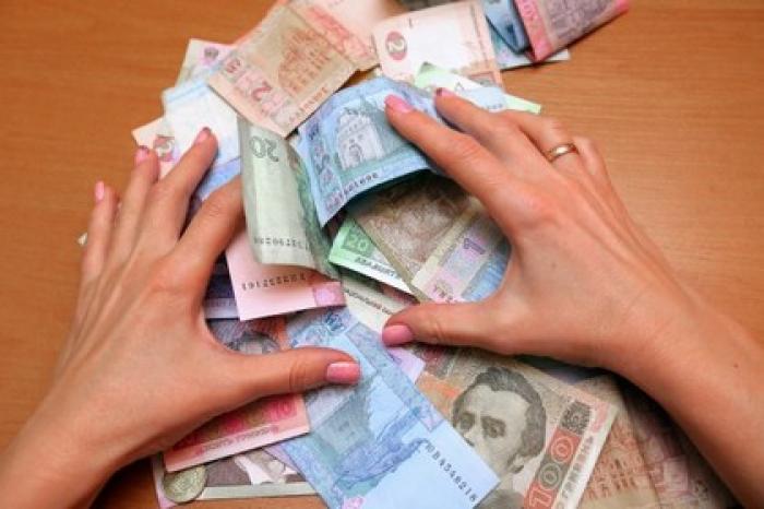 Украинский пограничник попытался съесть полученную взятку
