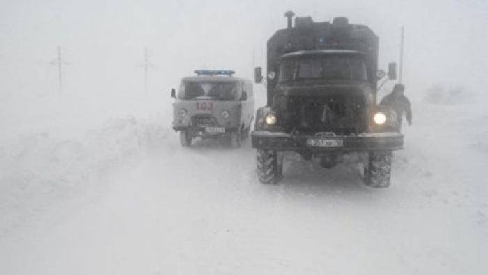 В Алма-Ате упал вертолет, пилот погиб