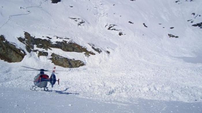 В Австрии из-за лавины погибли трое лыжников из Германии