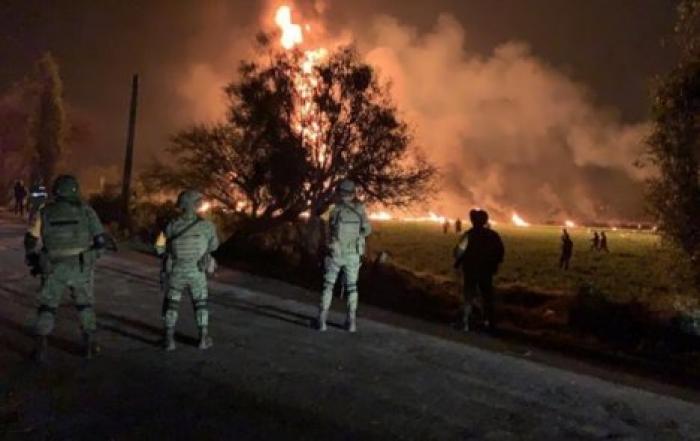 В Мексике взорвался трубопровод, более 20 жертв