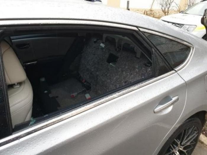 Автоворы разобрали Toyota Avalon на Рышкановке