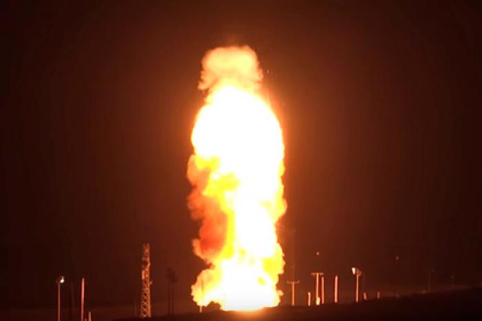 Испытание США оружия времен холодной войны попало на видео