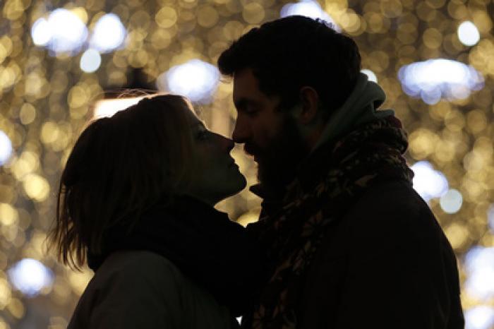 Названы отличия в отношении к любви российских женщин и мужчин