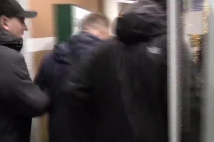 Покровитель российских проституток попал на видео
