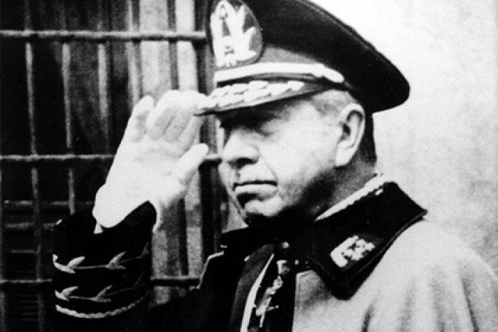 Пожилая няня оказалась бывшей убийцей коммунистов