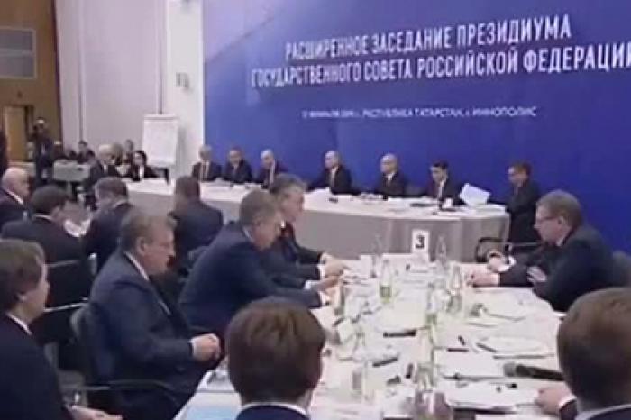 Президент Татарстана второй раз за день раздосадовал Путина
