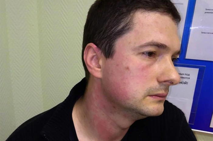 Россиянин после пыток в ФСБ попал в СИЗО из-за стихов
