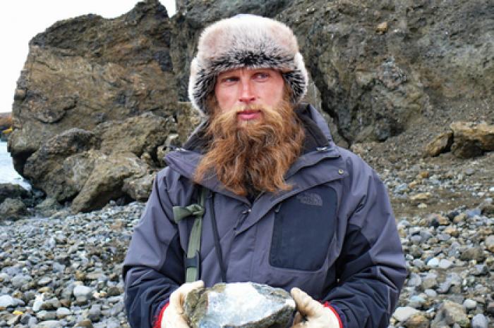 Российский полярник простил коллегу за удар ножом в грудь