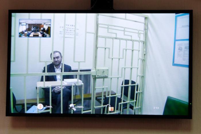 Сенатор Арашуков в суде вспомнил русский язык