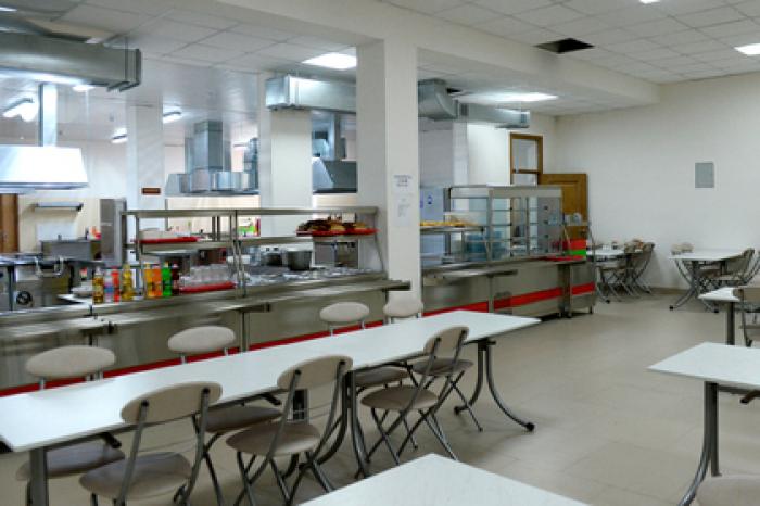 Школы Кузбасса вновь проверят после сообщений о голодных обмороках