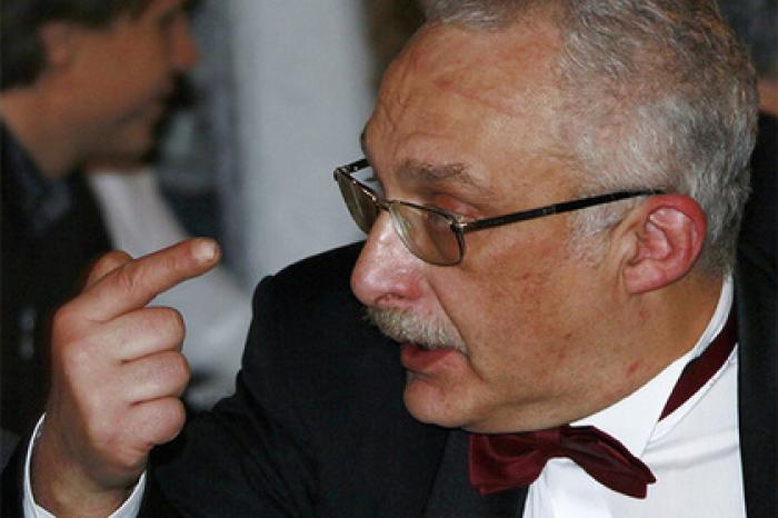 Создатель «Что? Где? Когда?» захотела раздать пощечины Друзю и Беру