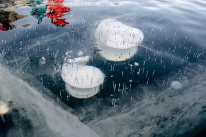 В Канаде началась паника из-за замёрзшего газа под водой