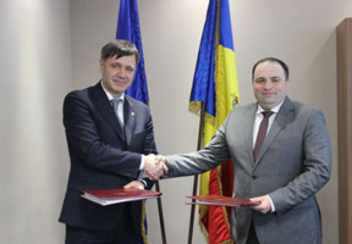 ​DOVERIE UNITED-HOLDING (BULGARIA) A CUMPĂRAT 63,89% ACŢIUNI ALE MOLDINDCONBANK