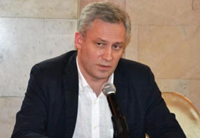 EXPERT: INTENŢIILE ACUM DE A OCUPA FUNCŢIILE DE SPEAKER ŞI PREMIER SUNT IREALIZABILE