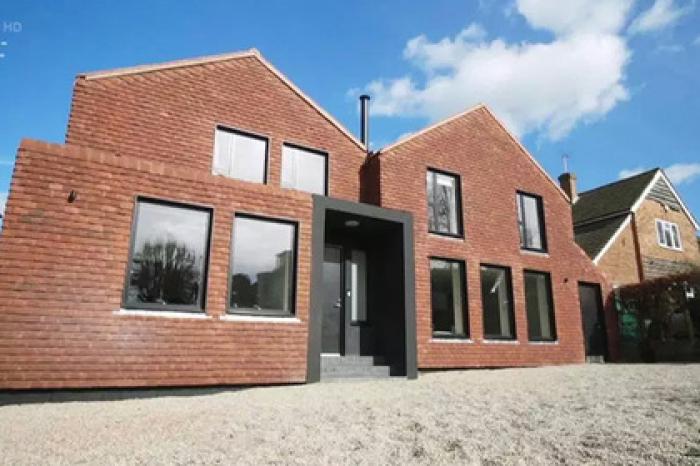 Героев британского «Квартирного вопроса» подняли на смех за слишком дорогой ремонт