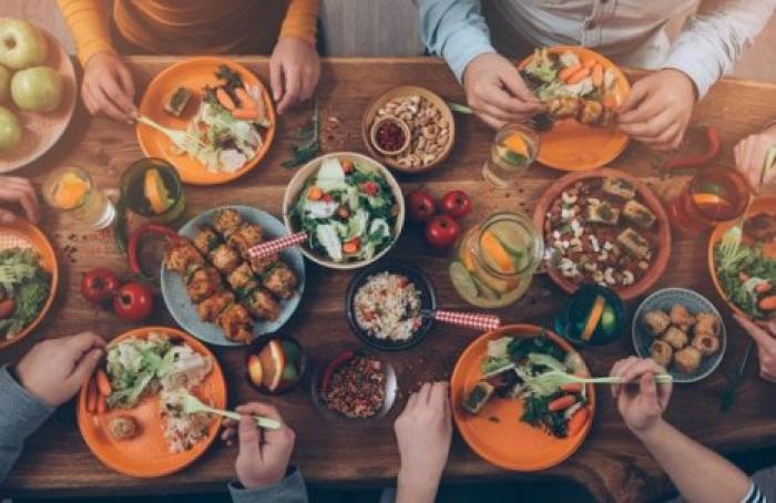 Игры разума: 5 необычных факторов, влияющих на вкус вашей еды 
