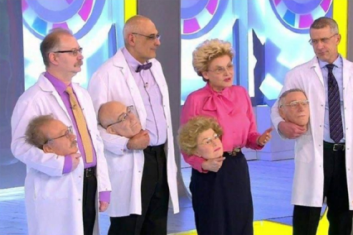 Малышева и ее соведущие принесли на эфир собственные головы