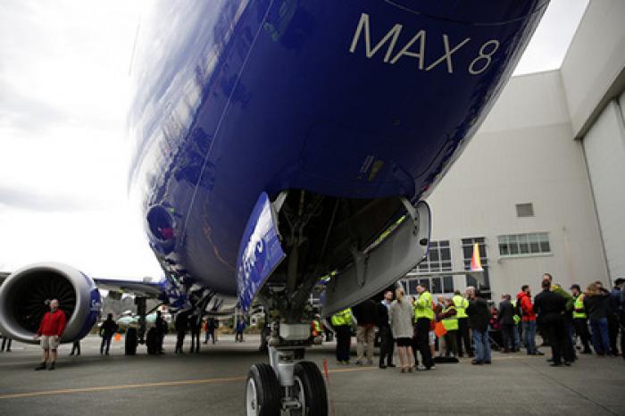 Очередной Boeing 737 Max столкнулся с проблемой в воздухе и развернулся