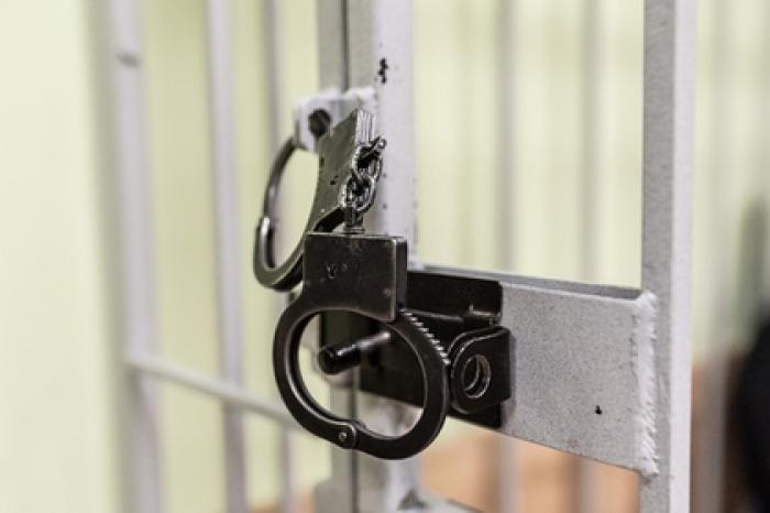 Полковника из МВД заподозрили в избиении девушки-следователя