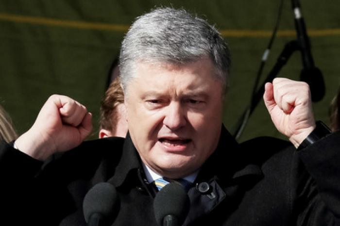 Порошенко пригрозил «веселой жизнью» медиаресурсам Коломойского и Медведчука