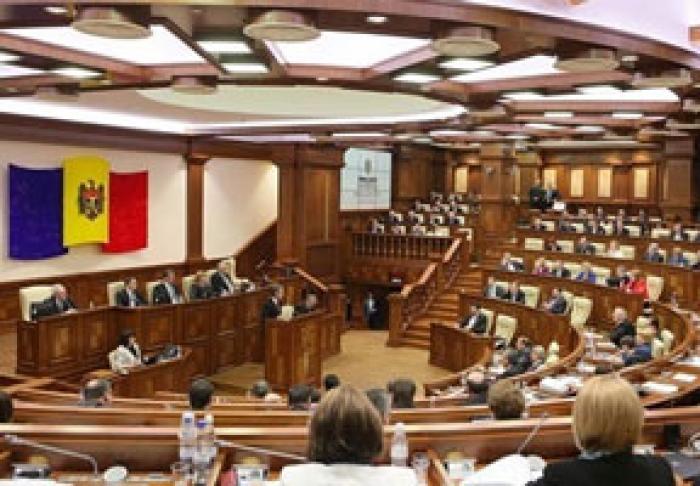 PREŞEDINTELE IGOR DODON CONSIDERĂ CĂ ESTE PREMATUR PENTRU A VORBI DESPRE O CRIZĂ POLITICĂ ÎN MOLDOVA