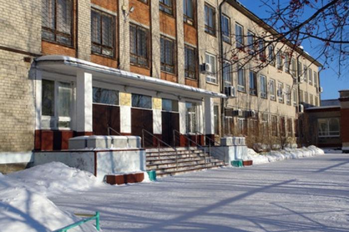 Преподаватели российского техникума подрались с кадетами
