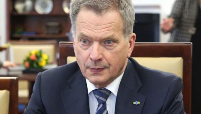 Президент Финляндии одобрил отставку правительства после просьбы премьера