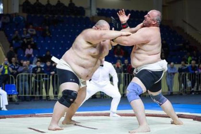Стали известны чемпионы России по сумо