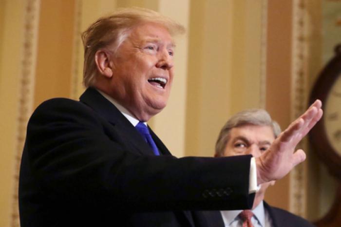 Трамп продлил режим ЧП в США на год из-за киберопасности