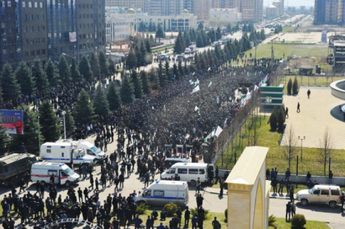 Участники митинга в Магасе напали на силовиков