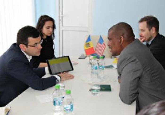 UN GRUP DE OAMENI DE AFACERI DIN SUA VA SOSI ÎN MOLDOVA PENTRU A LUA ANALIZA DE PLATFORMELE INVESTIŢIONALE