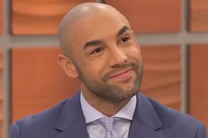 Возмущенный ведущий прогноза погоды вторгся в спор о поножовщине в прямом эфире