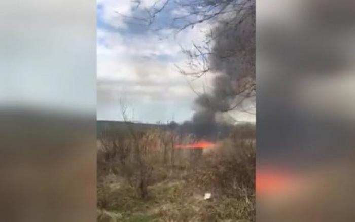 В районе Южного автовокзала загорелась растительность