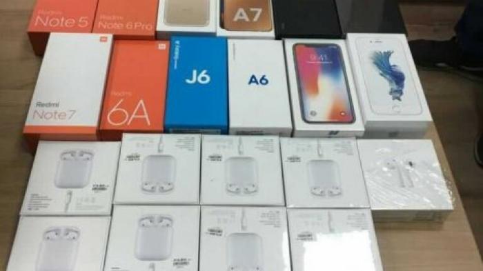 В салоне автобуса "Одесса-Кишинёв" нашли контробандную партию мобильных телефонов
