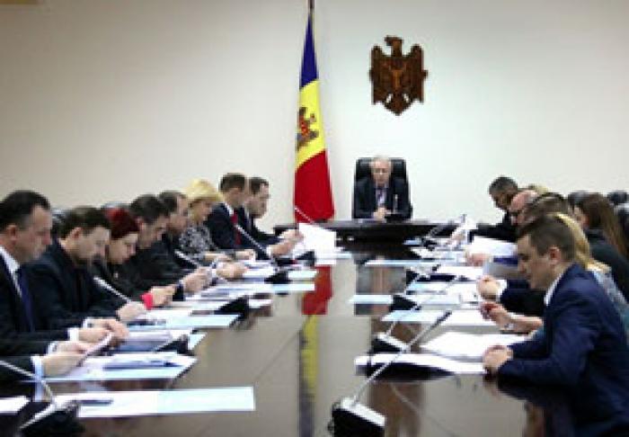 ВСЯ ТАБАЧНАЯ ПРОДУКЦИЯ, ПОСТАВЛЯЕМАЯ НА РЫНОК 15 ИМПОРТЕРАМИ И 3 ПРОИЗВОДИТЕЛЯМИ ТАБАЧНОЙ ПРОДУКЦИИ, СООТВЕТСТВУЕТ ТРЕБОВАНИЯМ АНТИТАБАЧНОГО ЗАКОНОДАТЕЛЬСТВА СТРАНЫ.