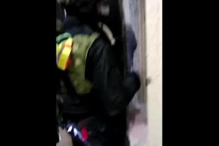 Задержание последнего члена банды охотников на инкассаторов попало на видео