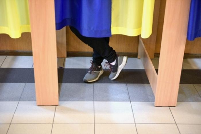 Журналисты опубликовали первые данные экзитполов на выборах президента Украины
