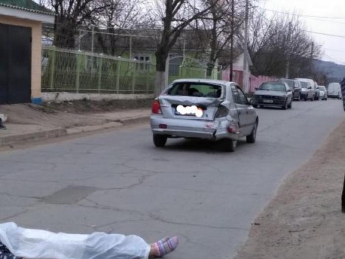 15-летняя девушка погибла в аварии в Страшенах